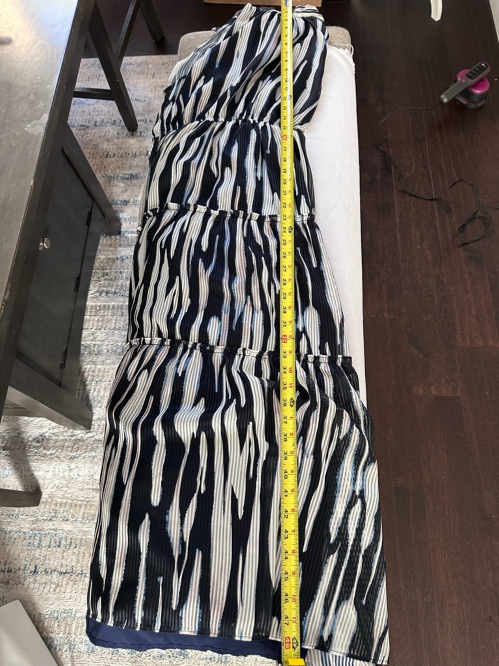Socialite Mock Neck Halter Midi Dress Abstract Print Tiered Chiffon M - Picture 8 of 12